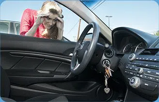 Locksmith Master Store Eden Prairie, MN 952-563-9970 - locked-keys-in-car